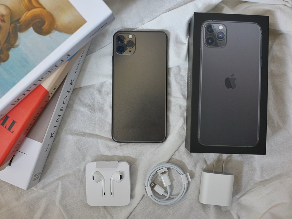 3c開箱 Apple Iphone 11 Iphone 11 Pro Max 開箱 手機包膜分享 牛牛肥滋滋